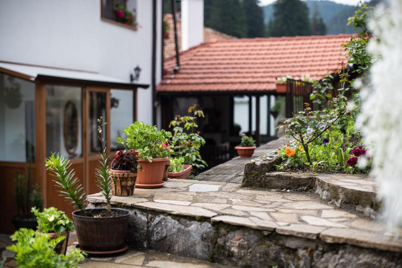 Guest House Rossy Trigrad Exterior photo