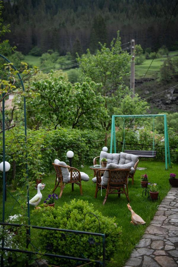 Guest House Rossy Trigrad Exterior photo