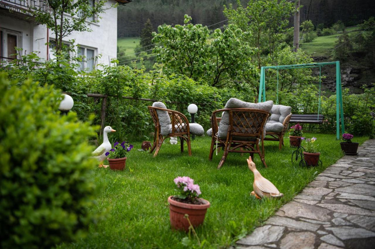 Guest House Rossy Trigrad Exterior photo